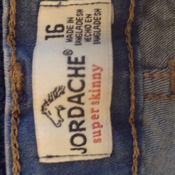 Jordache jeans - Picture 4 of 7